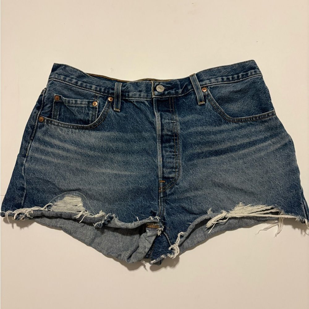 Levi’s 501 Distressed Denim Women's Jean Shorts 33